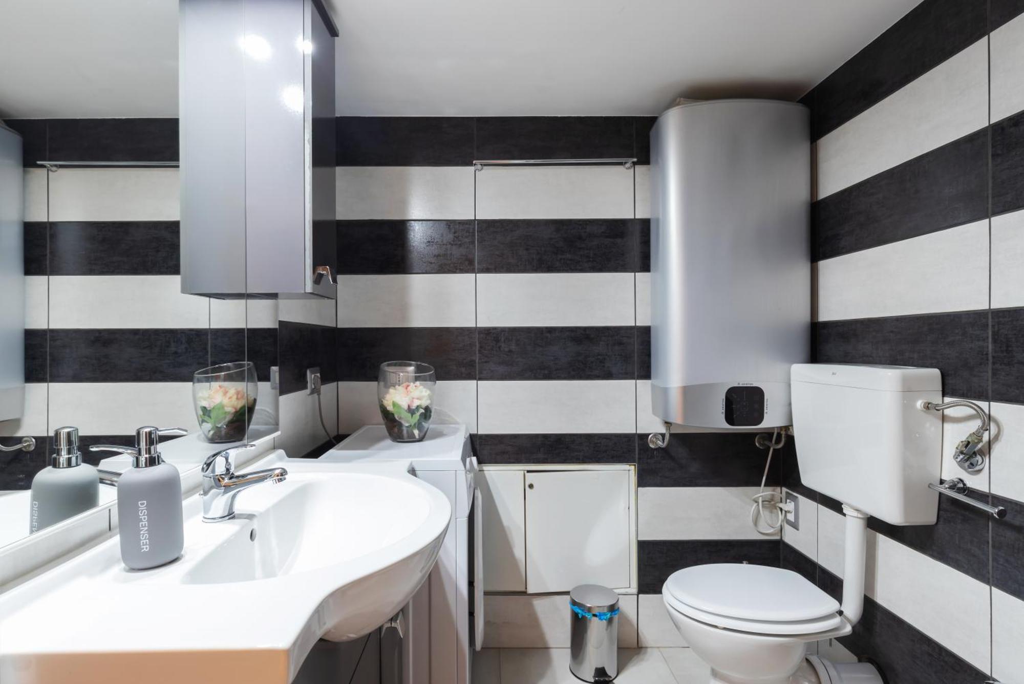 2 Suite Con 2 Bagni Privati - De Angeli Suites Milan Exterior photo